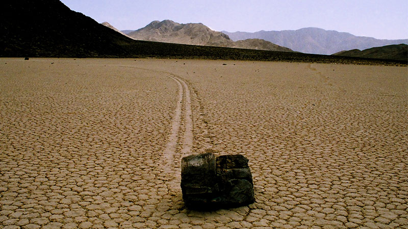 Sailing stones