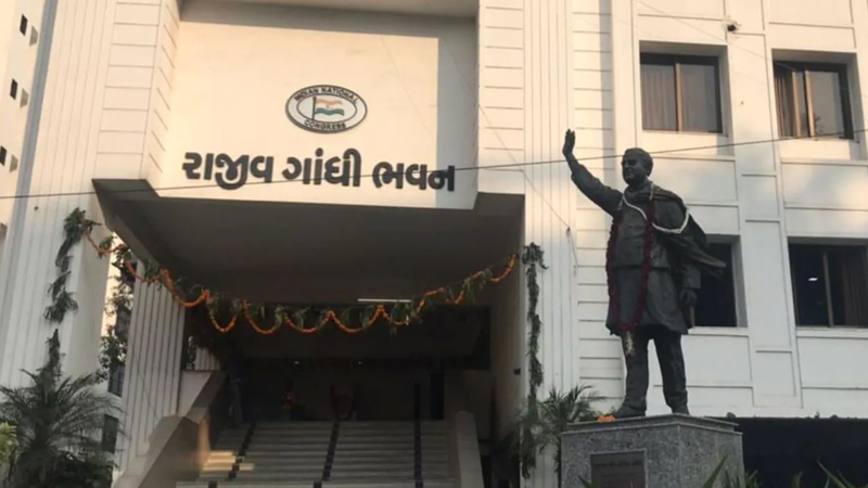 કોંગ્રેસ બોલી- સફાઈ શ્રમિકો-કામદારોના મોતમાં ગુજરાતમાં સમગ્ર દેશમાં બીજા ક્રમે, અમાનવીય પ્રથા કેમ હજુ યથાવત | Gujarat has the second highest number of deaths due ...