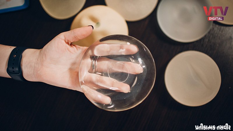 Breast-Implant
