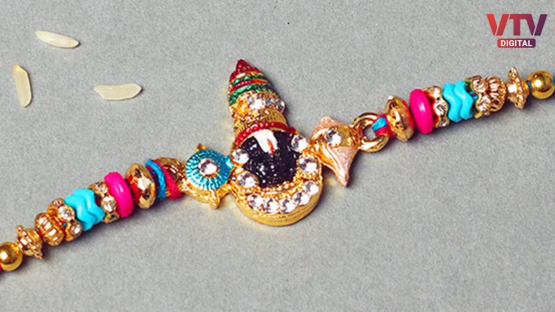God-Rakhi