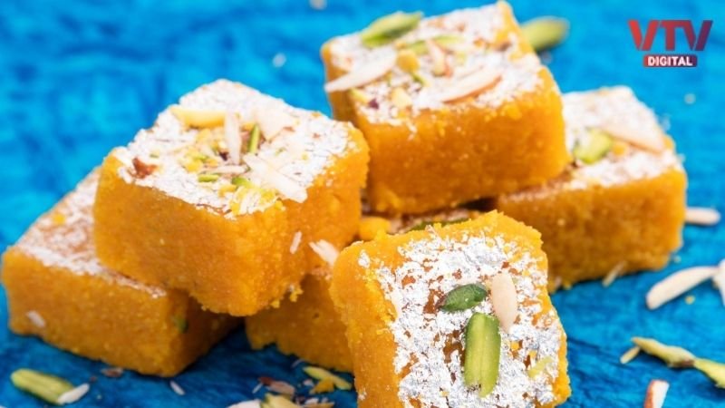 Moong Dal Barfi (1)