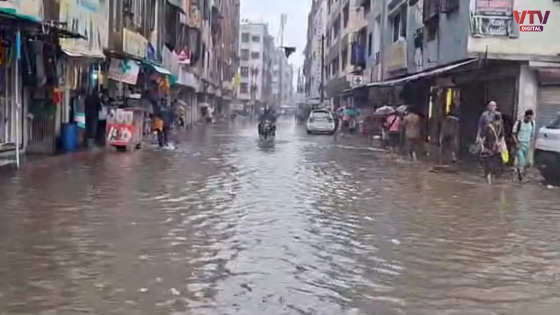 Surat-rain