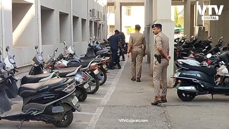 bhuj-court