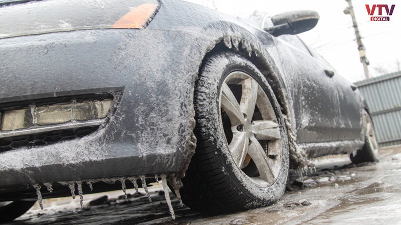 car-in-rain-2