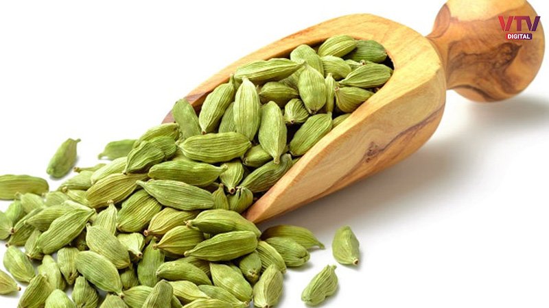 cardamom1