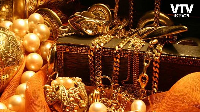 gold-on-3-nov
