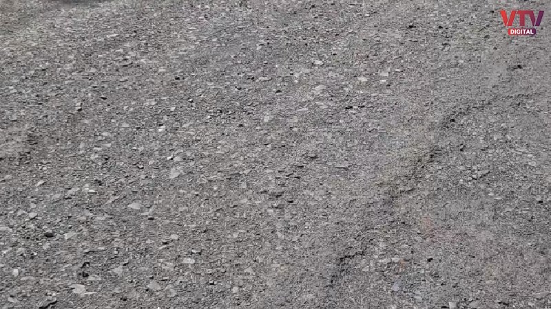 jasdan-road-damamge