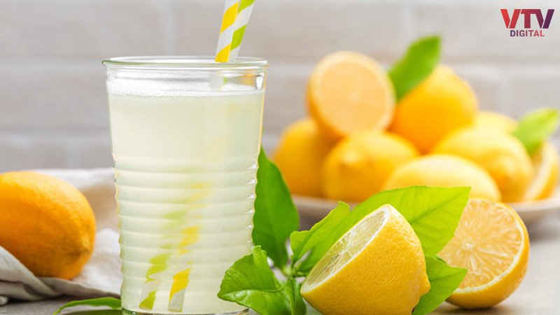lemon-water