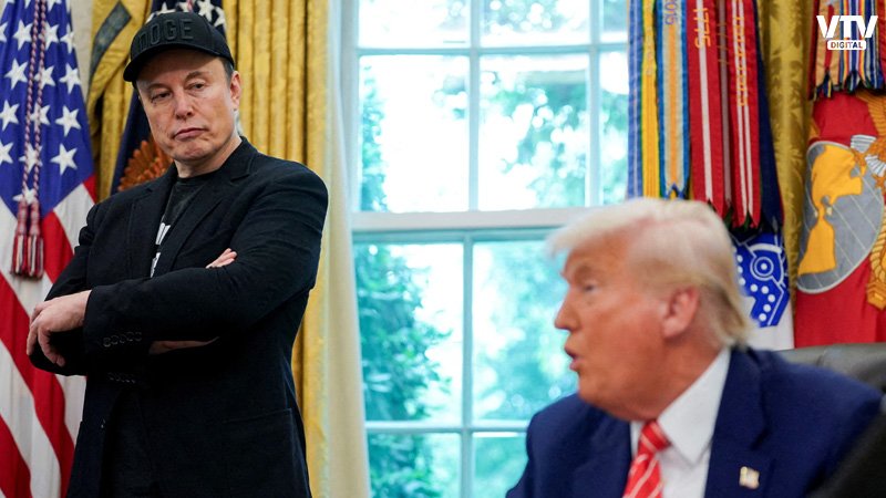 mask-and-trump