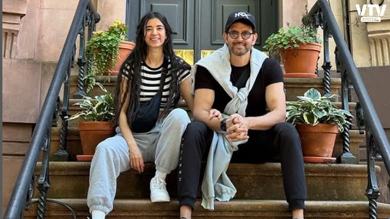 saba-azad-and-rutvik-roshan