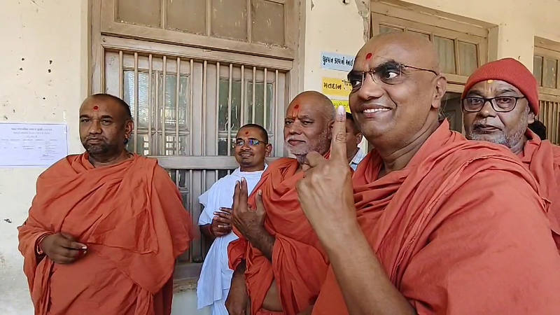 swaminarayan sant voting