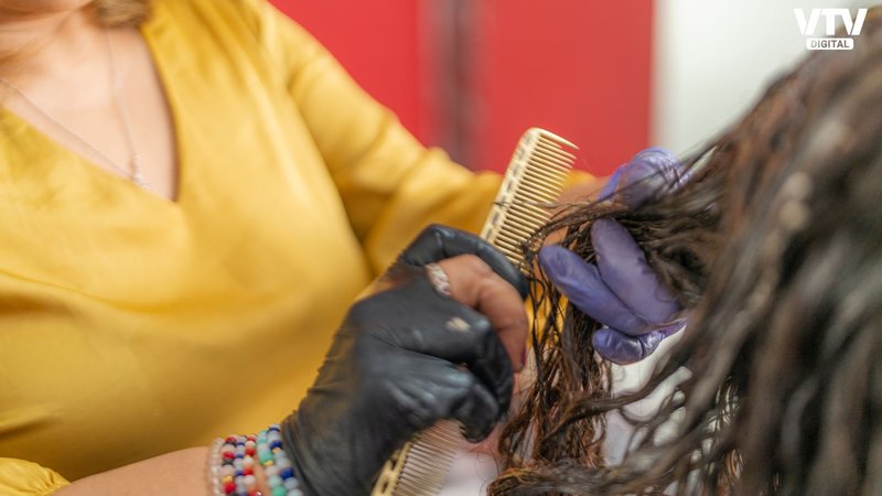 henna mahendi mendi colouring hair